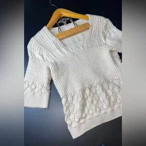 Billabong Light Tan Scoop Neck Knit Sweater Size Large EUC